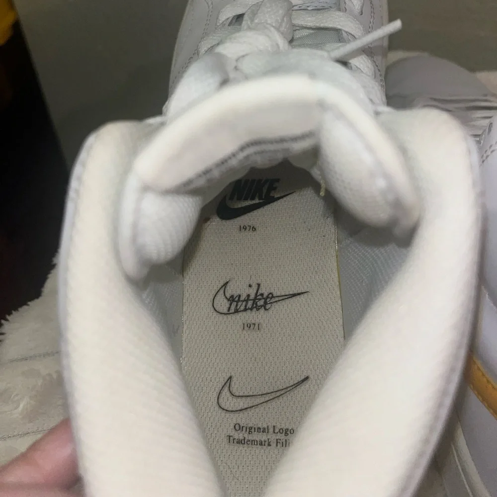 Women’s Nike Court Royale 2 Mid Athletic Shoe White + Yellow • Size 7